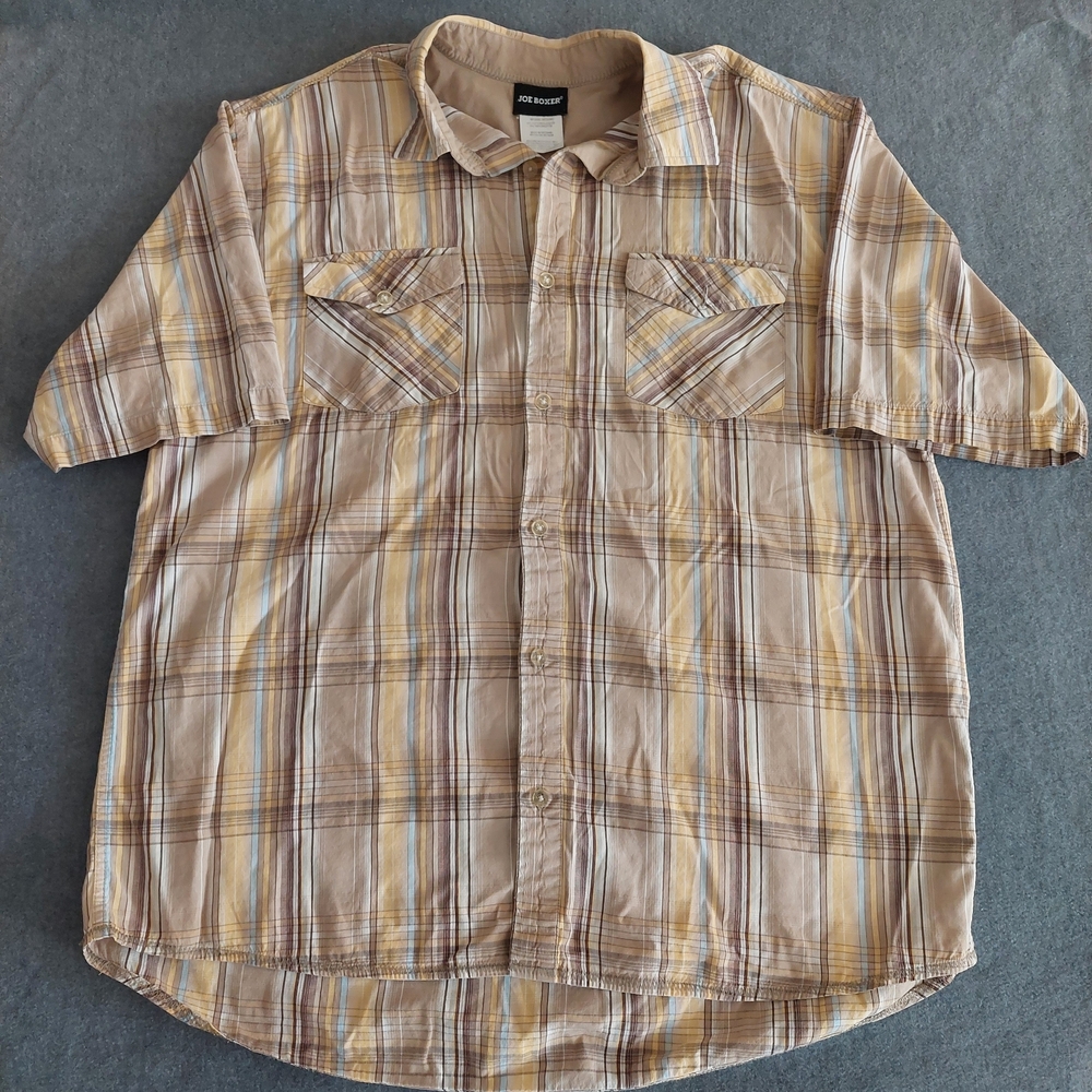 Joe Boxer Plaid Short Sleeve Button-Down Shirt Medium